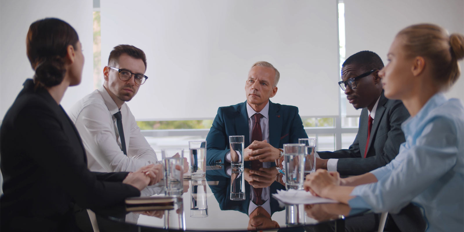 a government contract consultant meeting with a client to discuss federal relations